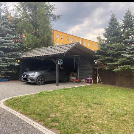 Red Rose Apartament -Parking -Taras- Faktura Vat Kielce Buitenkant foto